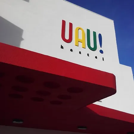 Uau *
